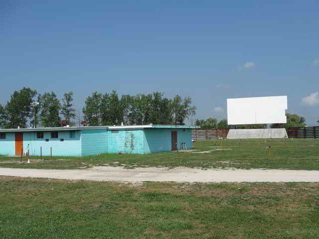 Skyway Drive-In - 2013 Photo (newer photo)